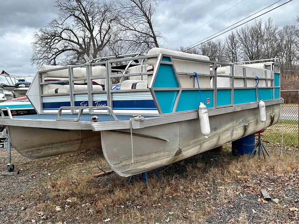 Mariner's Landing Boats for Sale